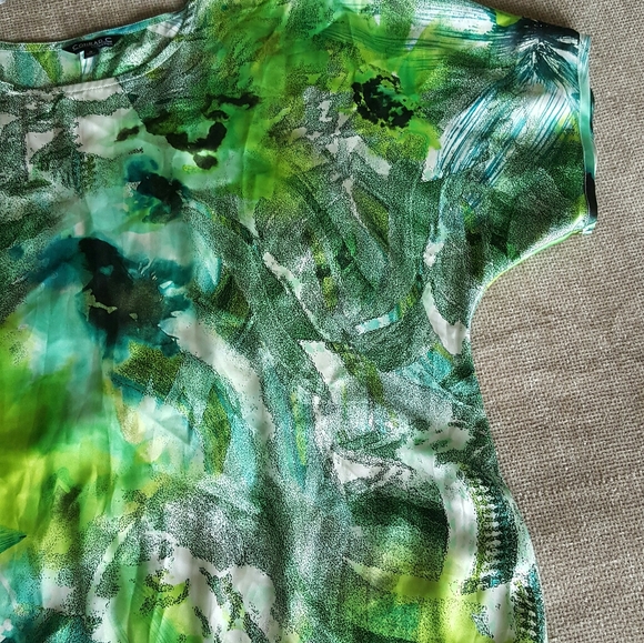 Silky Top from Laura - Picture 5 of 8